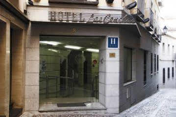 Hotel Yit Conquista De Toledo Kültér fotó